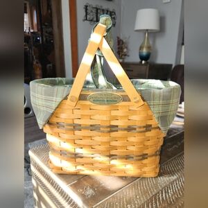 Vintage 1997 Longaberger Traditions Collection Fellowship Basket Green Protector